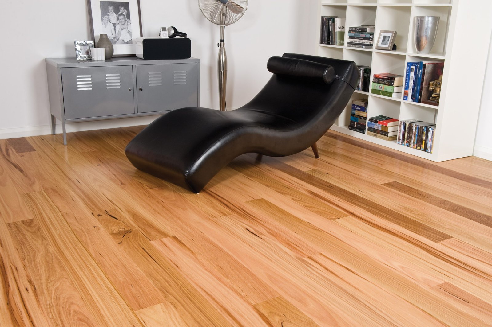 Pentarch-Forestry-Hardwood-Flooring-19mm-Stringybark-scaled